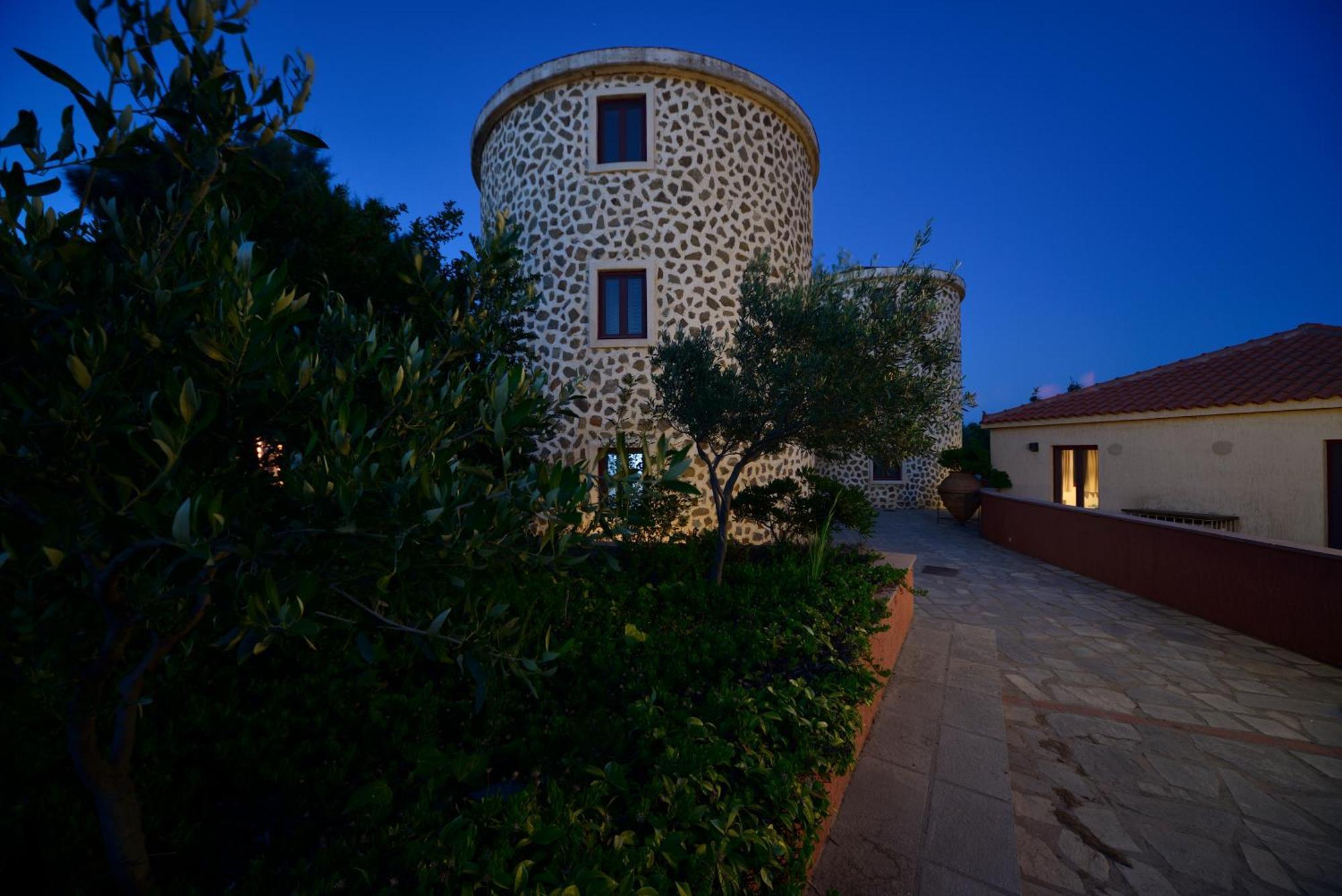 Varos Village Boutique Hotel Város Quarto foto